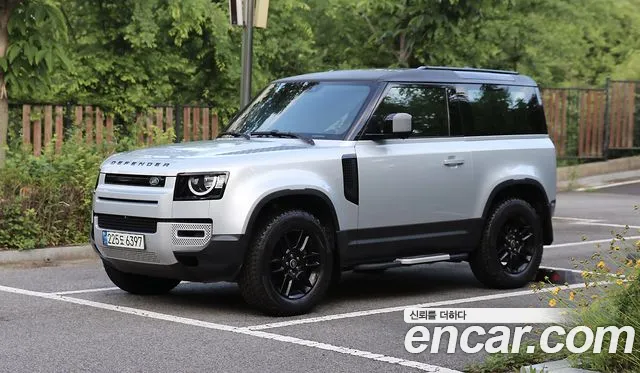 Land Rover Defender (L663) 90 D250 S