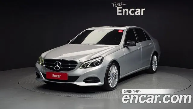 Mercedes-Benz E- W212 E220