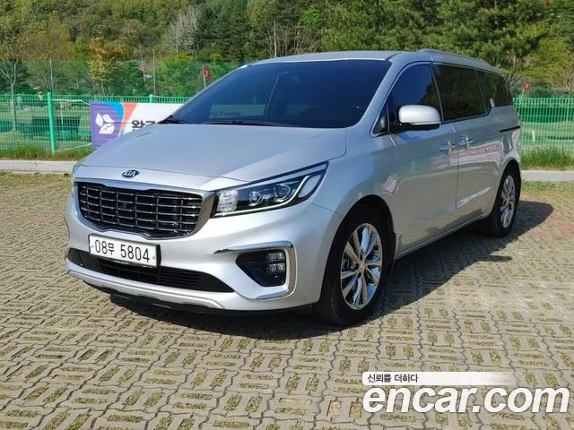Kia The New Carnival 9 Noblesse
