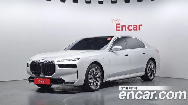 BMW 7 (G70) 750e xDrive