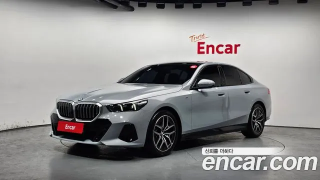 BMW 5 (G60) 520i M