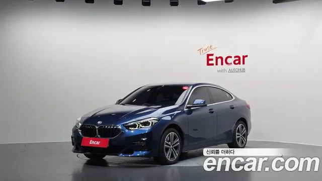 BMW 2 (F44) 220i
