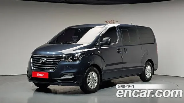 Hyundai The New Grand Starex 5