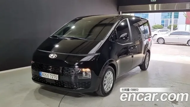 Hyundai Staria 5