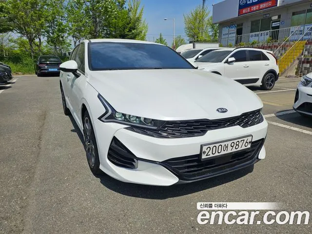 Kia K5 III 2.0 Prestige