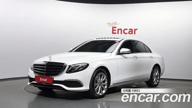 Mercedes-Benz E- W213 E220d 4MATIC Exclusive