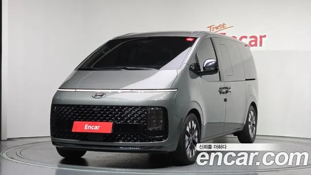 Hyundai Staria 4WD 9 Inspiration