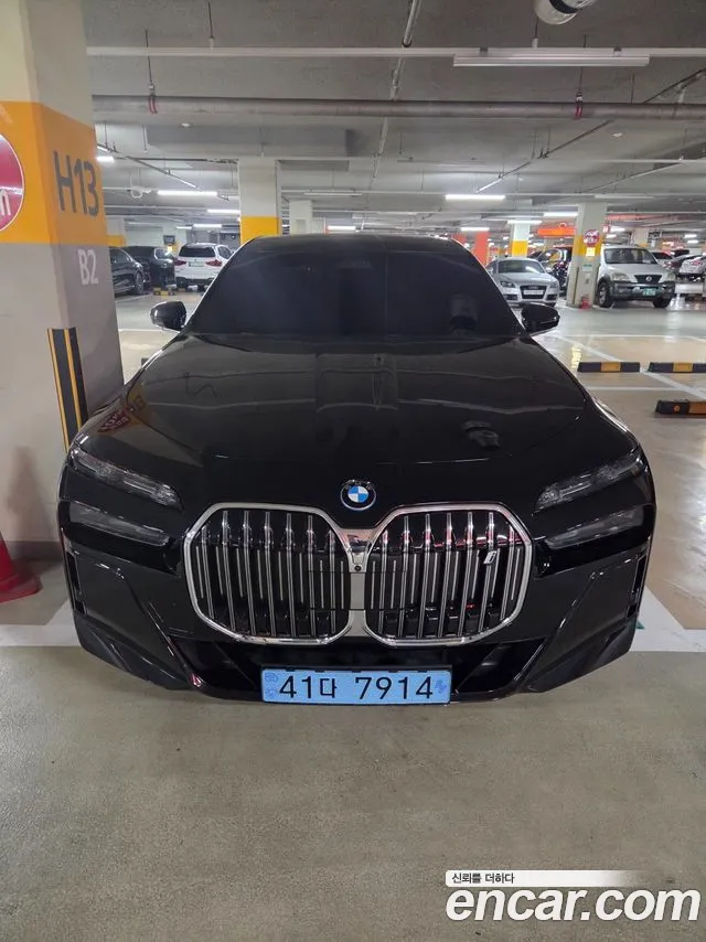 BMW i7 (G70) eDrive 50 M
