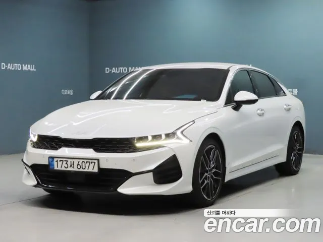 Kia K5 III 1.6 Turbo Signature