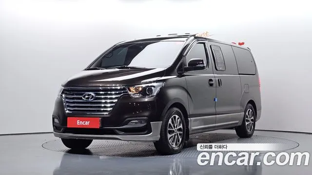 Hyundai The New Grand Starex 9 Exclusive