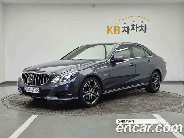 Mercedes-Benz E- W212 E250 4MATIC