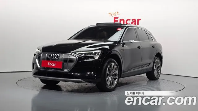 Audi e- 55