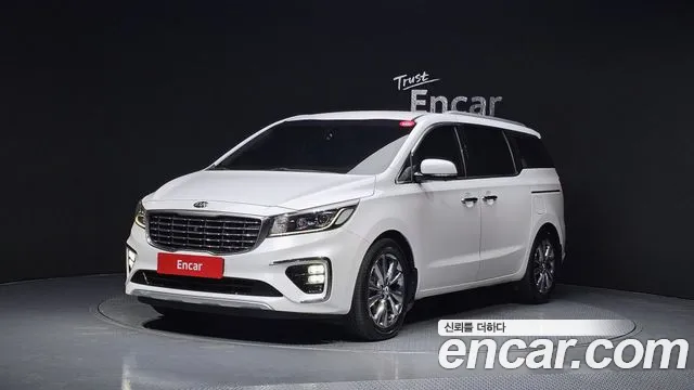 Kia The New Carnival 9 Noblesse