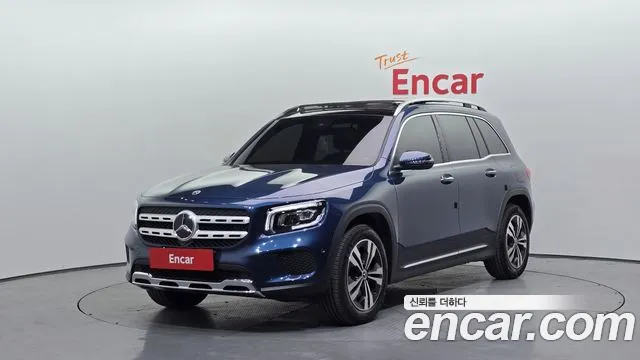 Mercedes-Benz GLB- X247 GLB220
