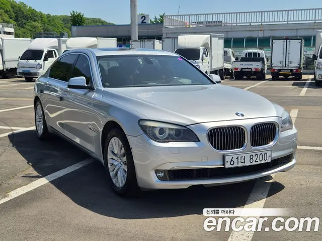 BMW 7 (F01) 740Li