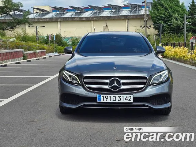 Mercedes-Benz E- W213 E220d