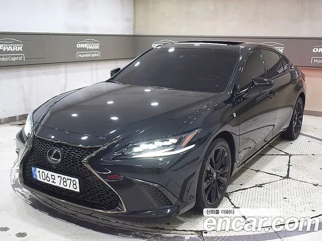 Lexus ES300h 7 F-Sport