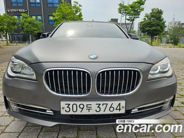 BMW 7 (F01) 740d xDrive