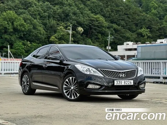 Hyundai Grandeur HG HG240