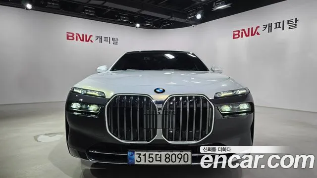 BMW 7 (G70) 740i sDrive