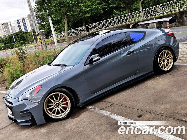 Hyundai Genesis 380 GT-R