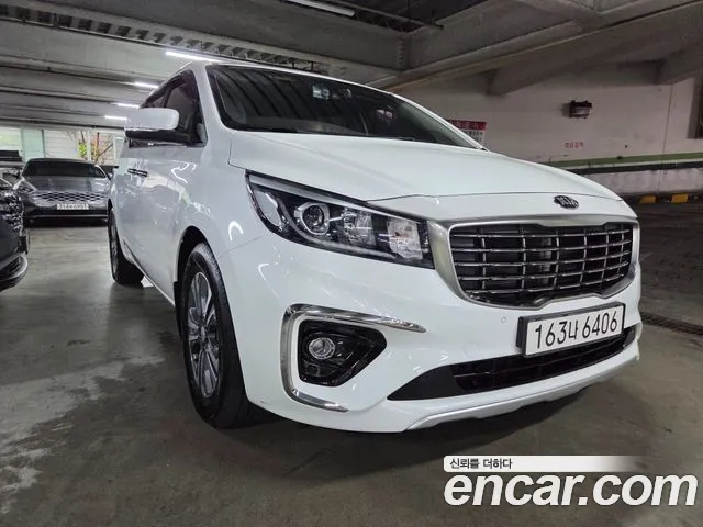 Kia The New Carnival 9