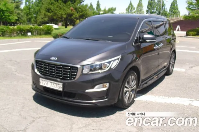 Kia The New Carnival 11 Prestige