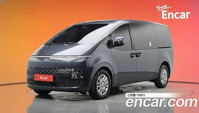 Hyundai Staria 3