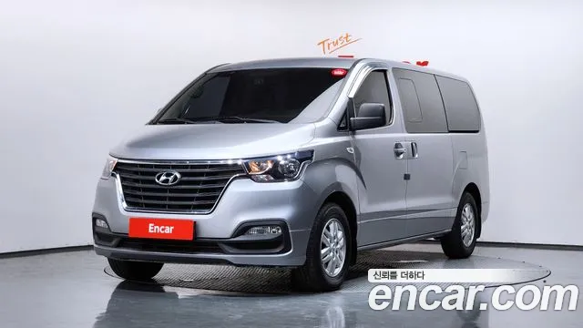 Hyundai The New Grand Starex 5