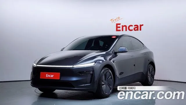 Tesla Y RWD