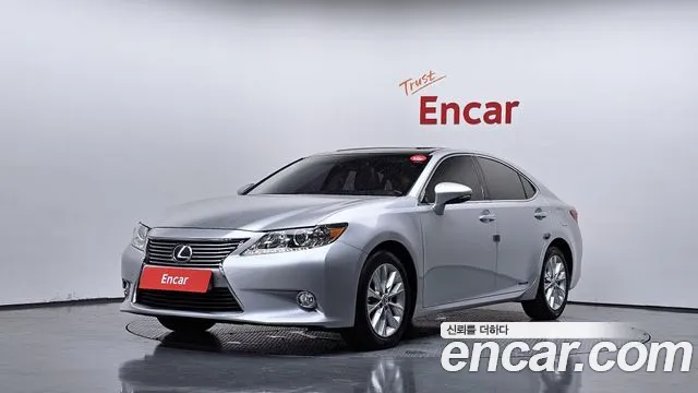 Lexus ES300h XV60