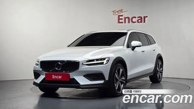 Volvo V60 2 B5 AWD