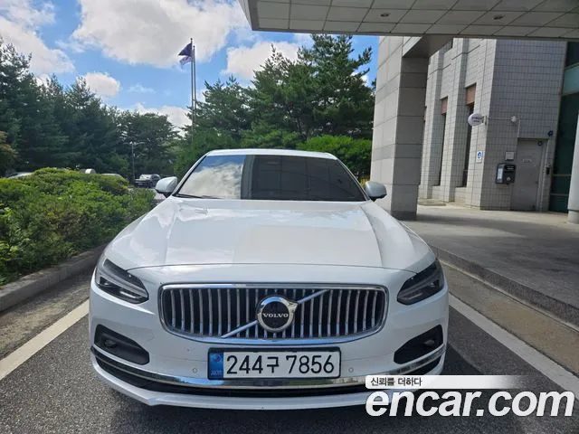 Volvo S90 B5