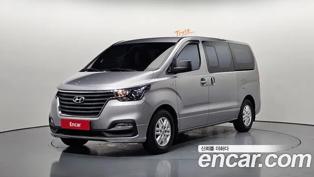 Hyundai The New Grand Starex 5