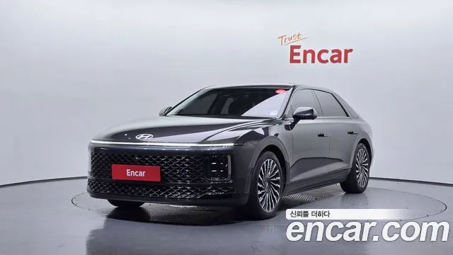 Hyundai Grandeur Hybrid (GN7)