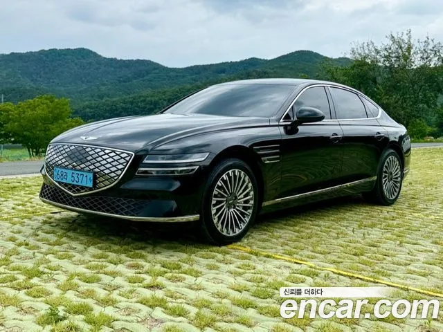 Genesis G80 (RG3) e-AWD