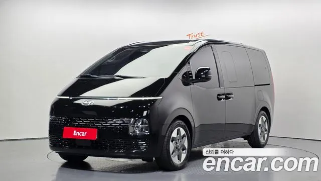 Hyundai Staria 11