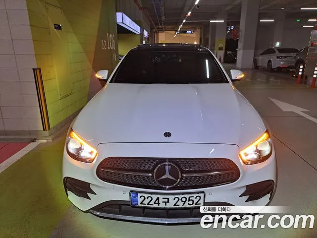 Mercedes-Benz E- W213 E350 4MATIC AMG Line