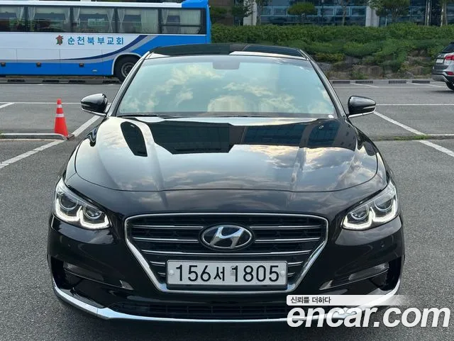Hyundai Grandeur IG 3.0