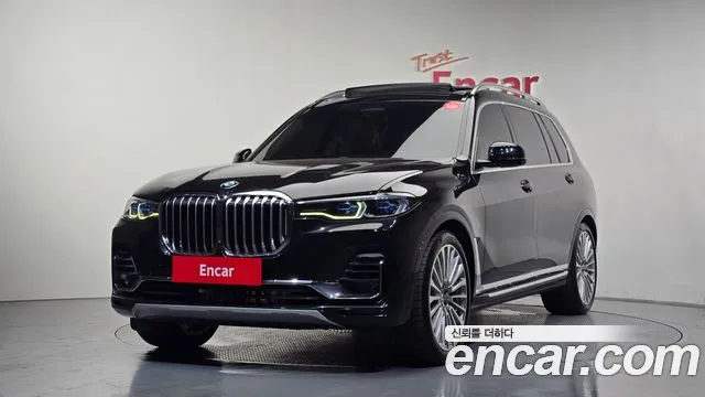 BMW X7 (G07) xDrive 40i 6