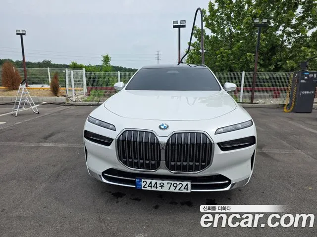 BMW 7 (G70) 740i sDrive