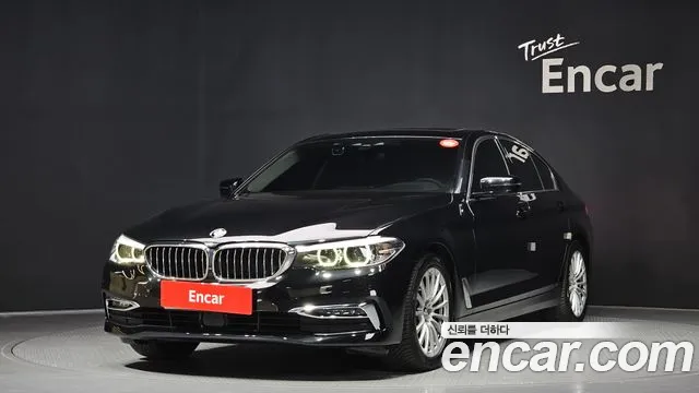 BMW 5 (G30) 520i