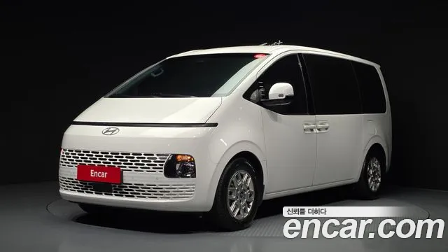 Hyundai Staria 11