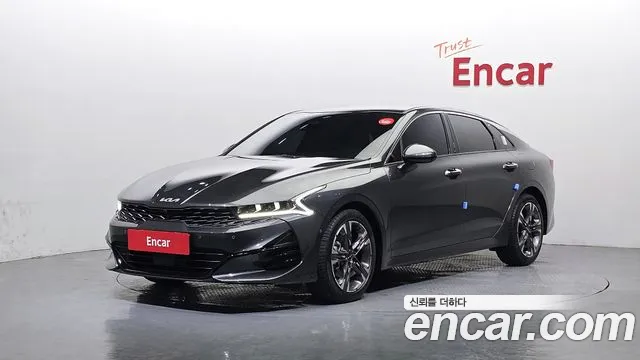 Kia K5 III 1.6 Turbo Signature