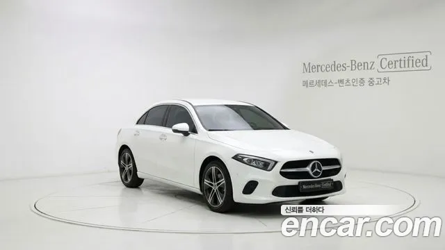 Mercedes-Benz A- W177 A220