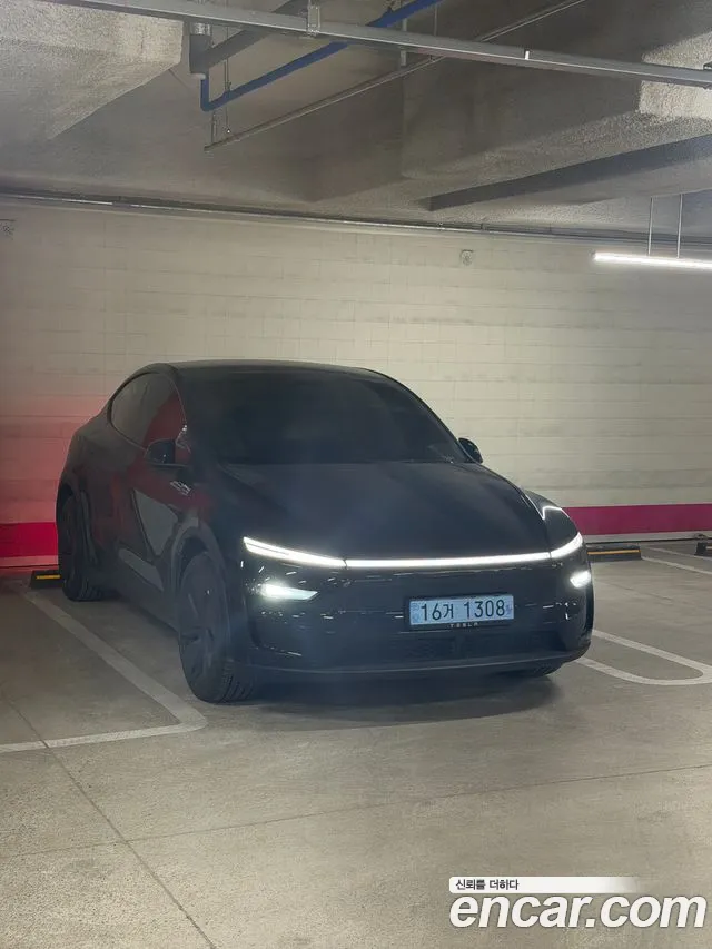 Tesla Y Premium RWD