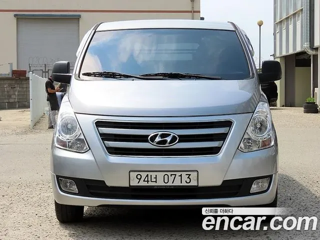 Hyundai Grand Starex 5