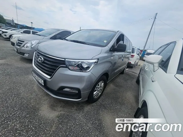 Hyundai The New Grand Starex 5