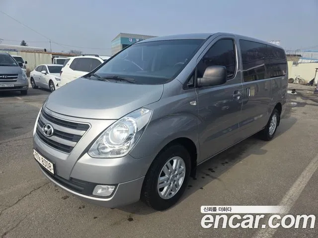 Hyundai Grand Starex 3