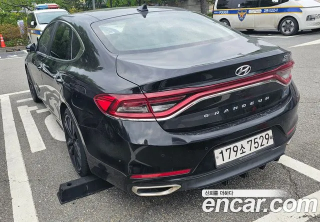 Hyundai Grandeur IG 3.0